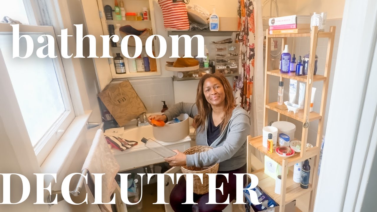 USE IT OR LOSE IT! Small Bathroom DECLUTTER Challenge💄🧖🏾‍♀️🥳l