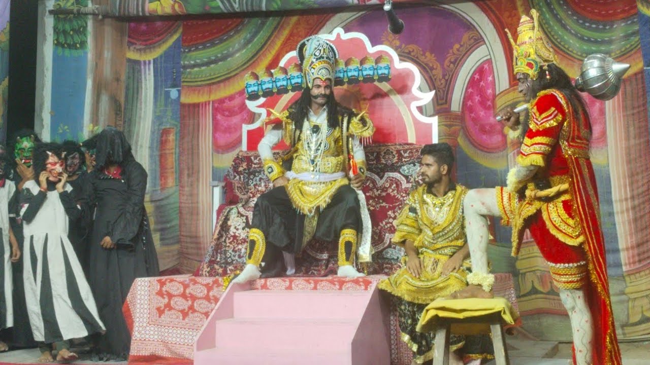 श्री बाल लच्छीराम रामलीला श्रेणी मण्ड्रेला की रामलीला में रावण अंगद व प्रहत संवाद