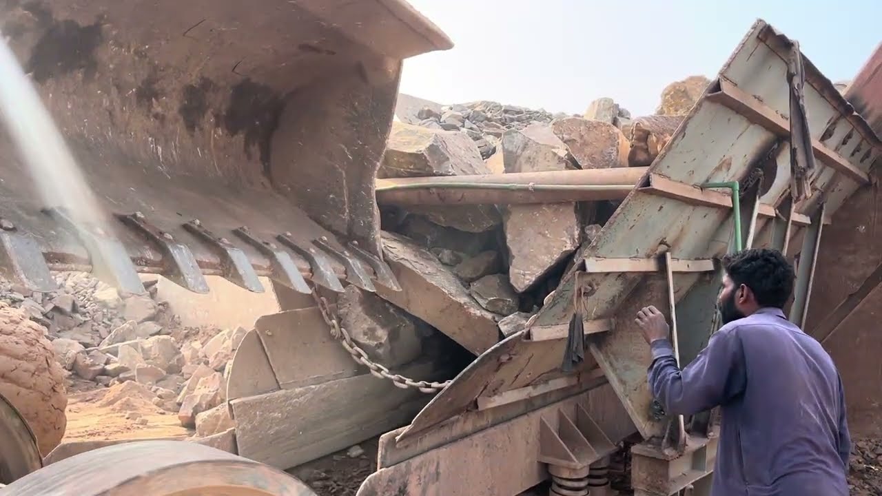 💥 How Powerful Jaw crusher Machine Work Giant in Action/crushing#jawcrusher #stonecrushing #asmr 👹