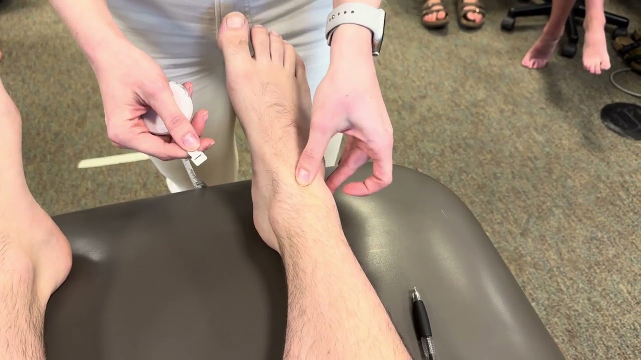 Figure 8 girth measurement of the ankle