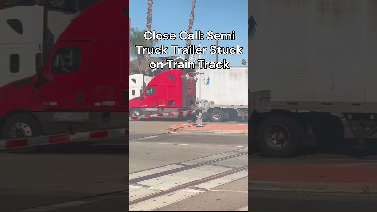 Amtrak Train Nearly Hits Semi Truck Trailer #traincrashes #trainaccident #amtrak