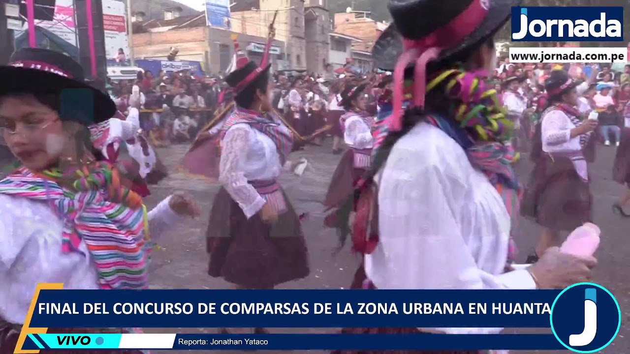 Final de concurso de comparsas de la zona urbana en Huanta