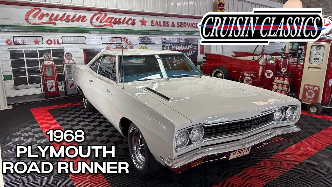 Plymouth Road Runner 1968 года, цвет Sable White | на Cruisin Classics