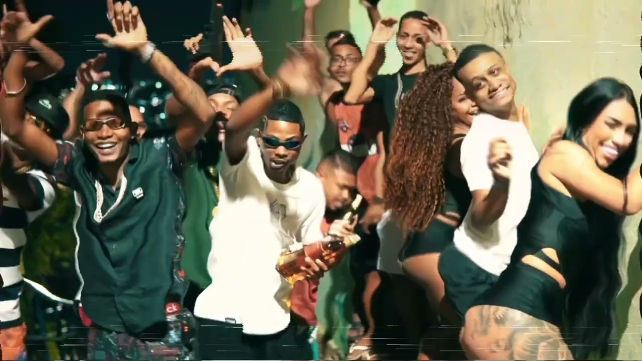 GLOCK CAMUFLADA ELA SE AMARRA - BARCA NA BATIDA EO NEGUINHO - VIDEO CLIPE