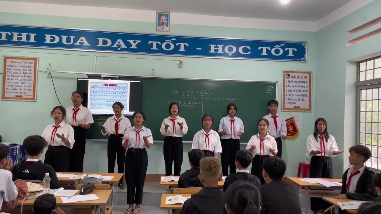 Lí dĩa bánh bò - Tổ 1 (lớp 8)