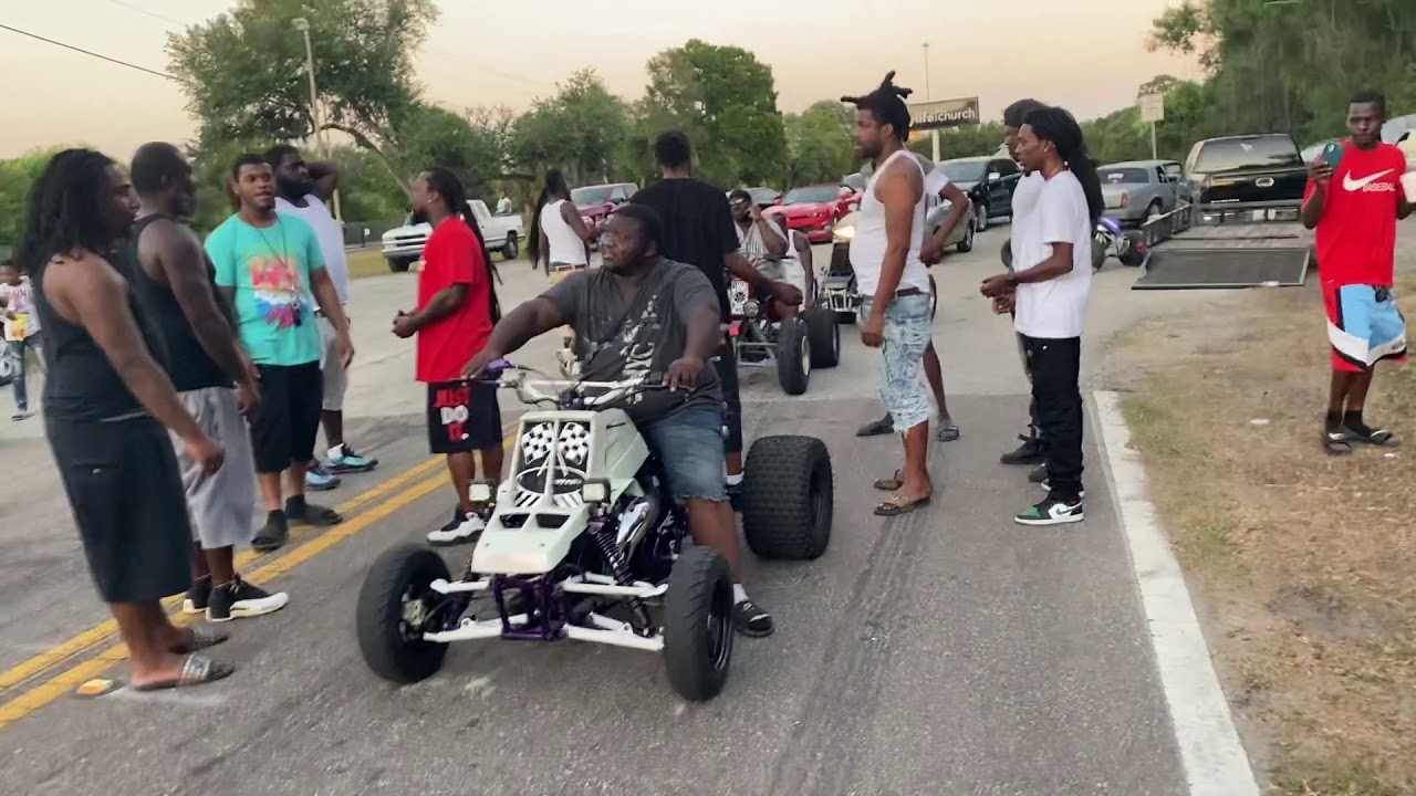 FAST YAMAHA BANSHEE WAR !!!!