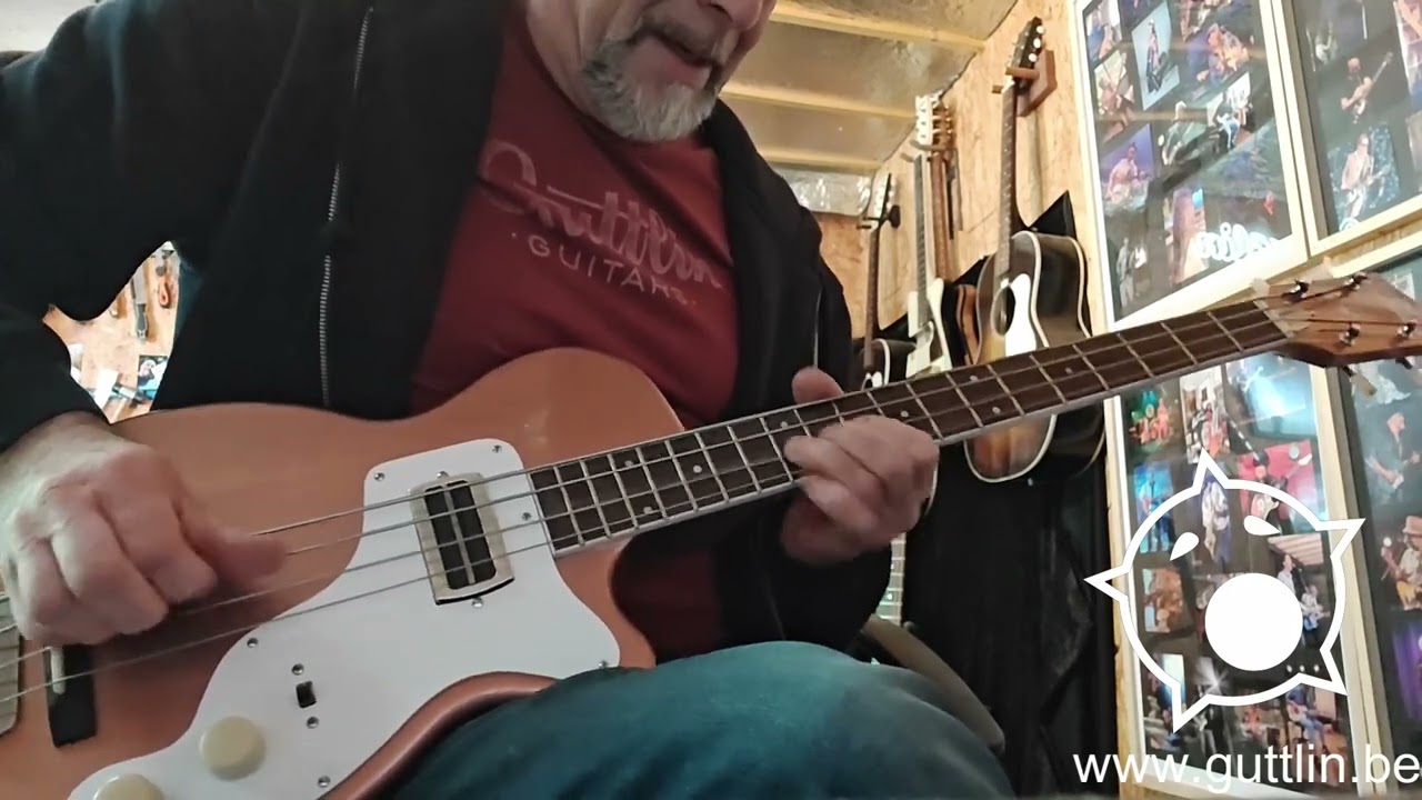 Stratotone Tribute Bass - Handmade by Guttlin
