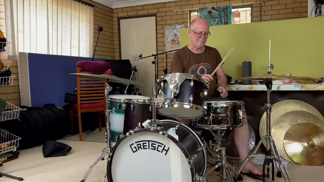 A bit of 1 up 2 down action on my Gretsch Broadkasters