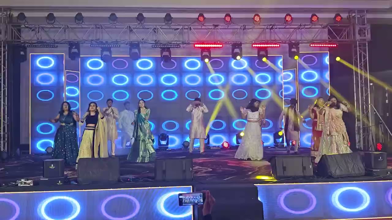 Bride- Cousins dance in wedding