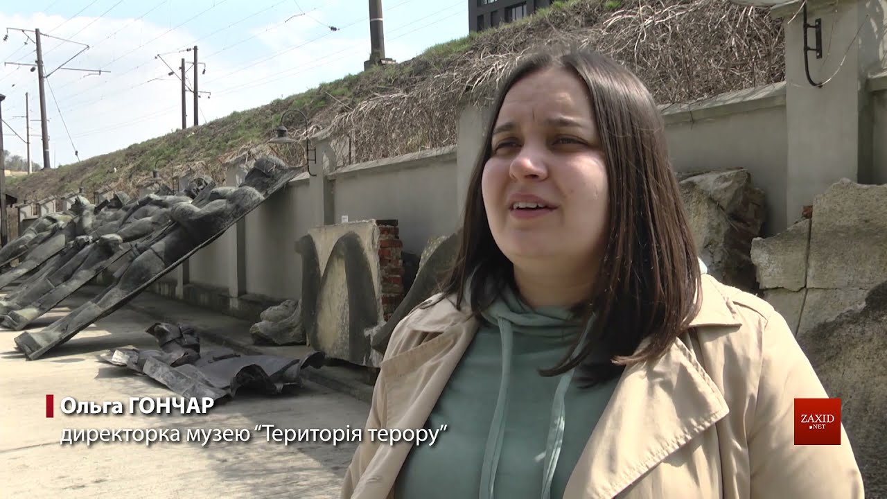 У Львові почали демонтаж барельєфів Монумента слави | Новини Львова 2021