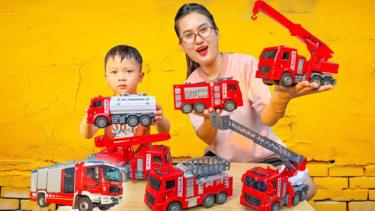 Changcady dẫn em Táo đi thăm quan các loại xe cứu hỏa, giới thiệu xe bồn, xe cần cẩu