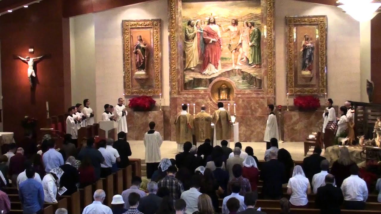 Christmas 2013 Solemn Latin High Mass in HD (Part 1 of 2: Introit to Gospel)