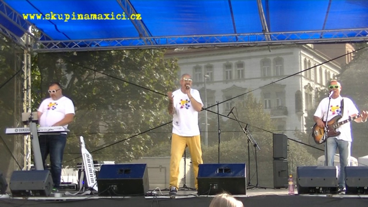Maxíci - Něco uvidíš
