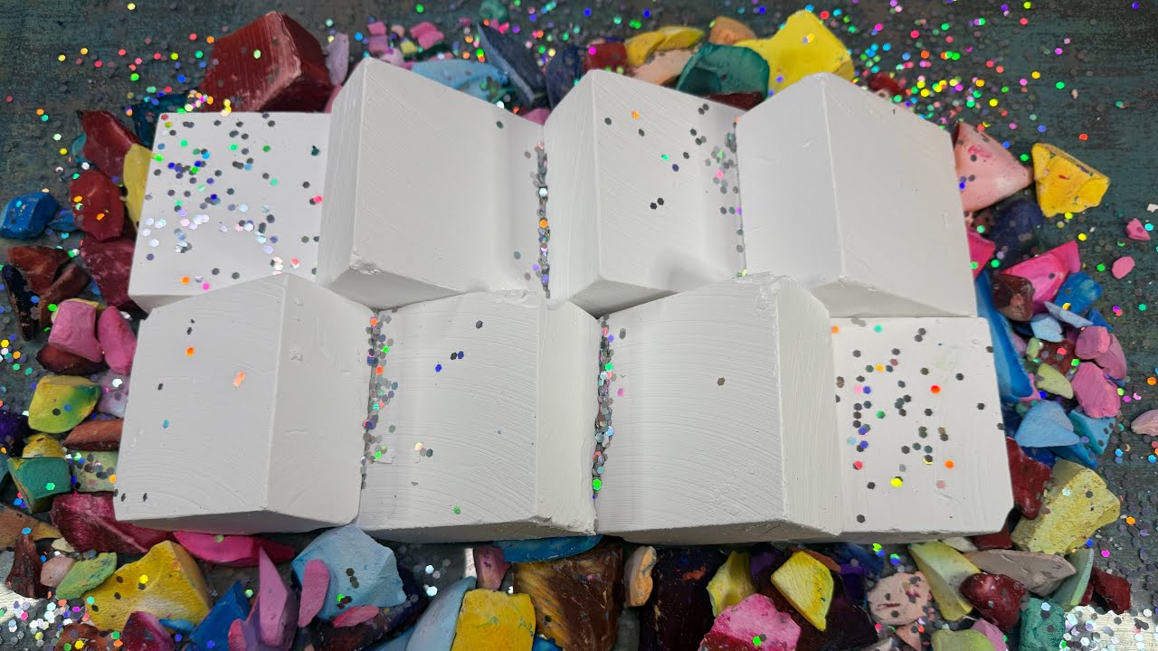 Fresh Gym Chalk w Chunks & Pebbles