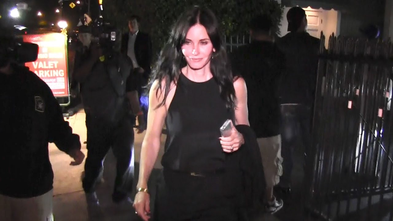 Courteney Cox Celebrates 49th Birthday With Brian Van Holt And Friends