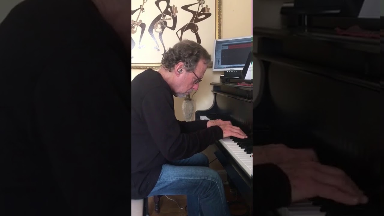 Smile by Charlie Chaplin. Piano arrangement: Yaron Gershovsky
