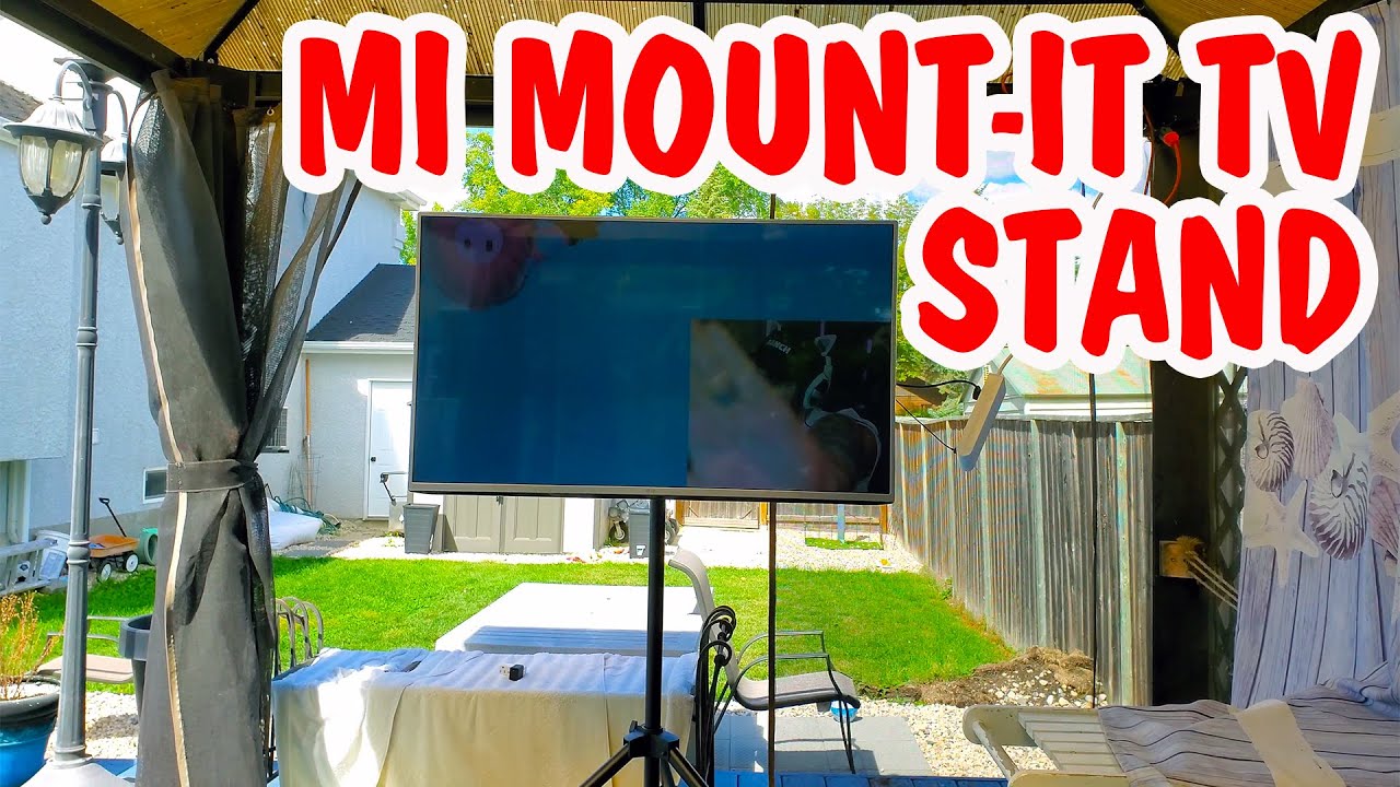 MI Mount-it MI 874 tv mount - tv by the pool