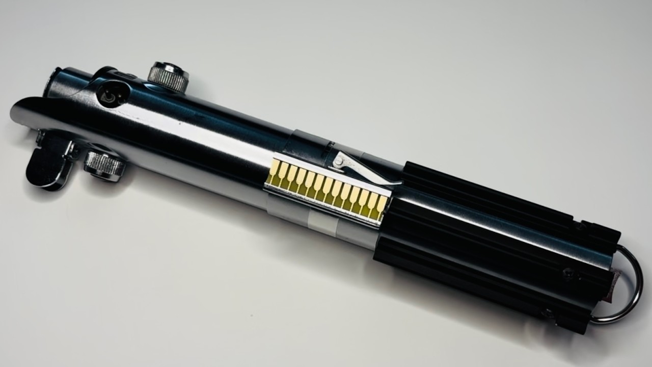 Extendable Skywalker Lightsaber Build