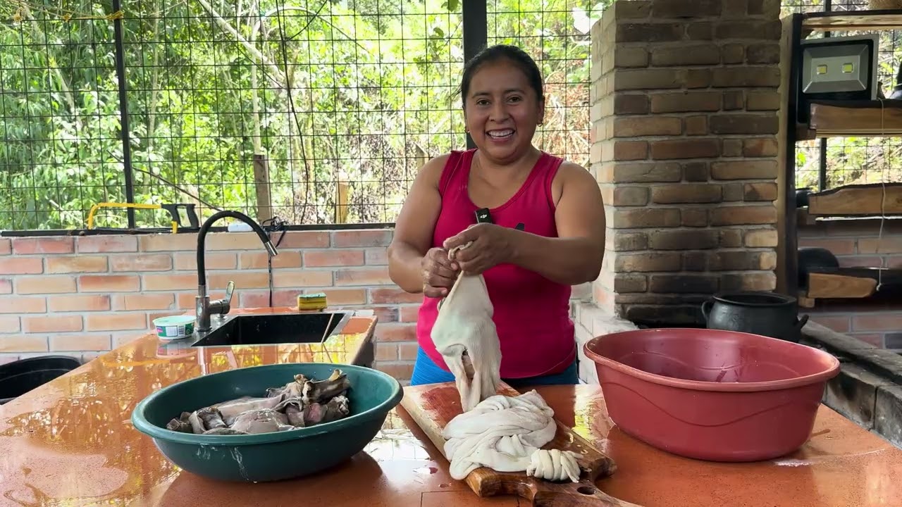 Hoy preparé un  rico caldito de mondongo al estilo de Doña Viky