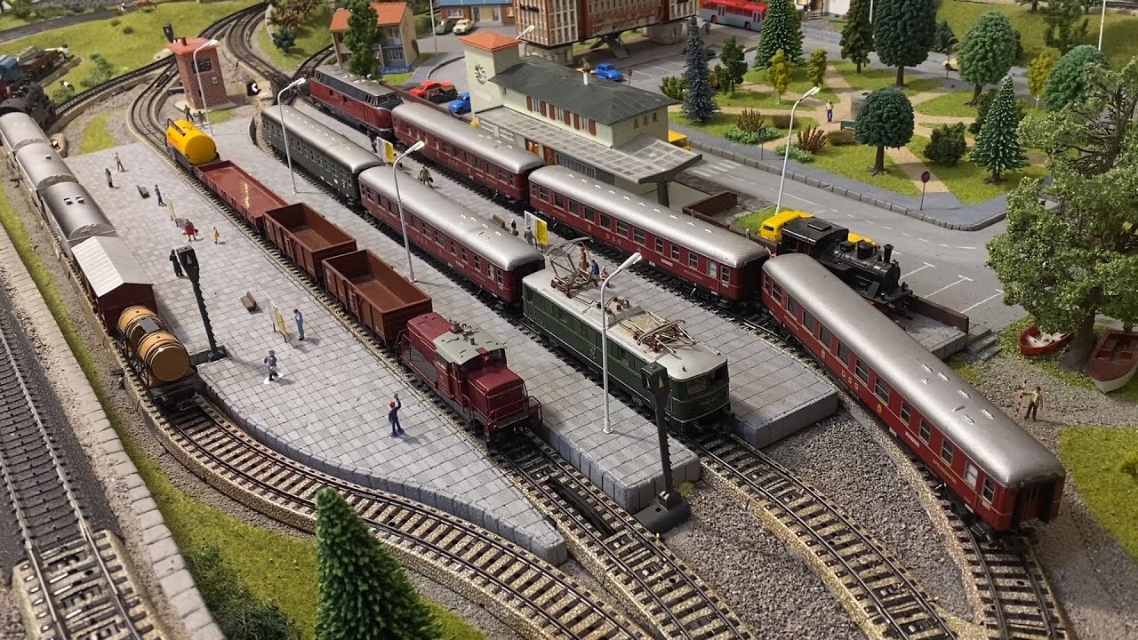 Magical Run of Model Trains – Märklin H0