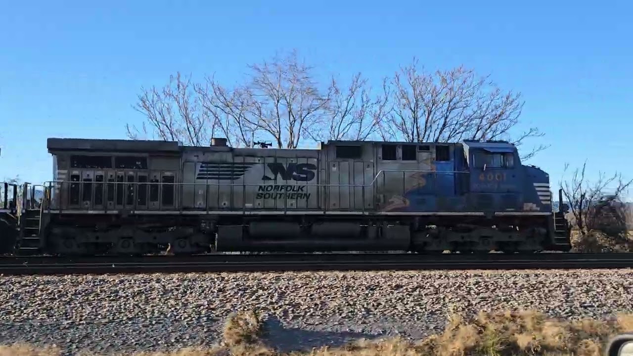 Pacing NS 12Z with 4001 leading in Elkton VA 