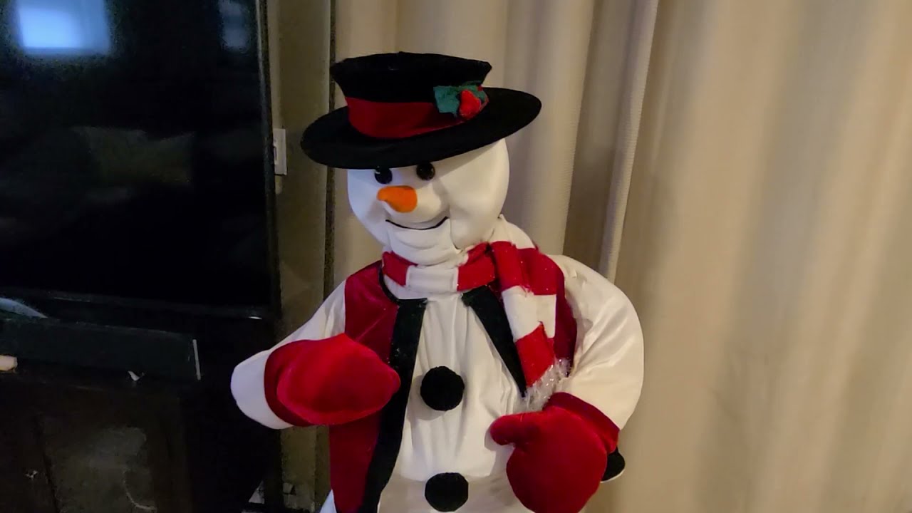 CUSTOM - Gemmy Life-size Animated Dancing Snowman!
