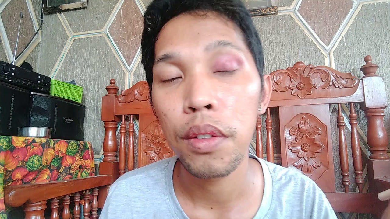 Testing Fake Make Up Palette