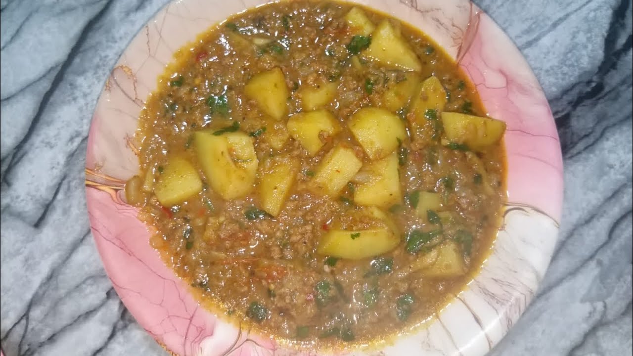 Mazy daar sy aloo qeema ki recipe