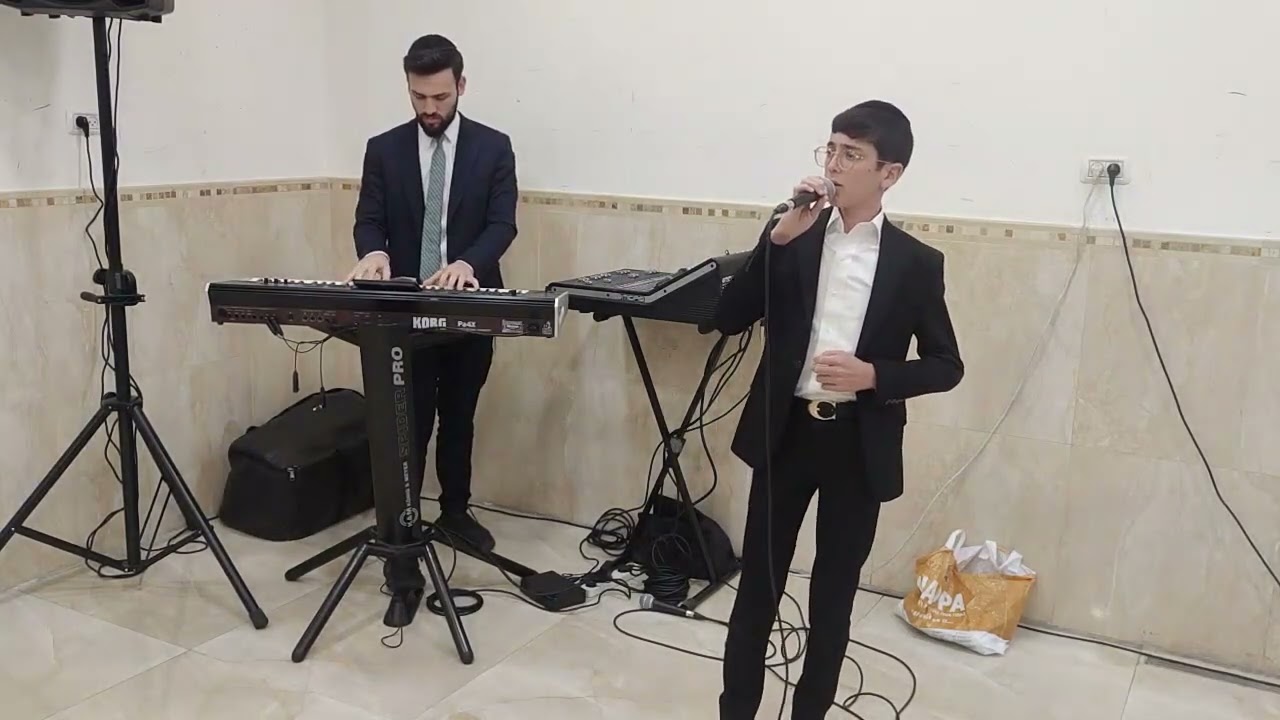 החזן הצעיר מוישי ברזל/ שיבנה בית המקדש
