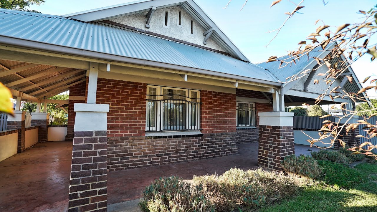 Abandoned- Huge federation Bungalow and a 1935 art deco style home