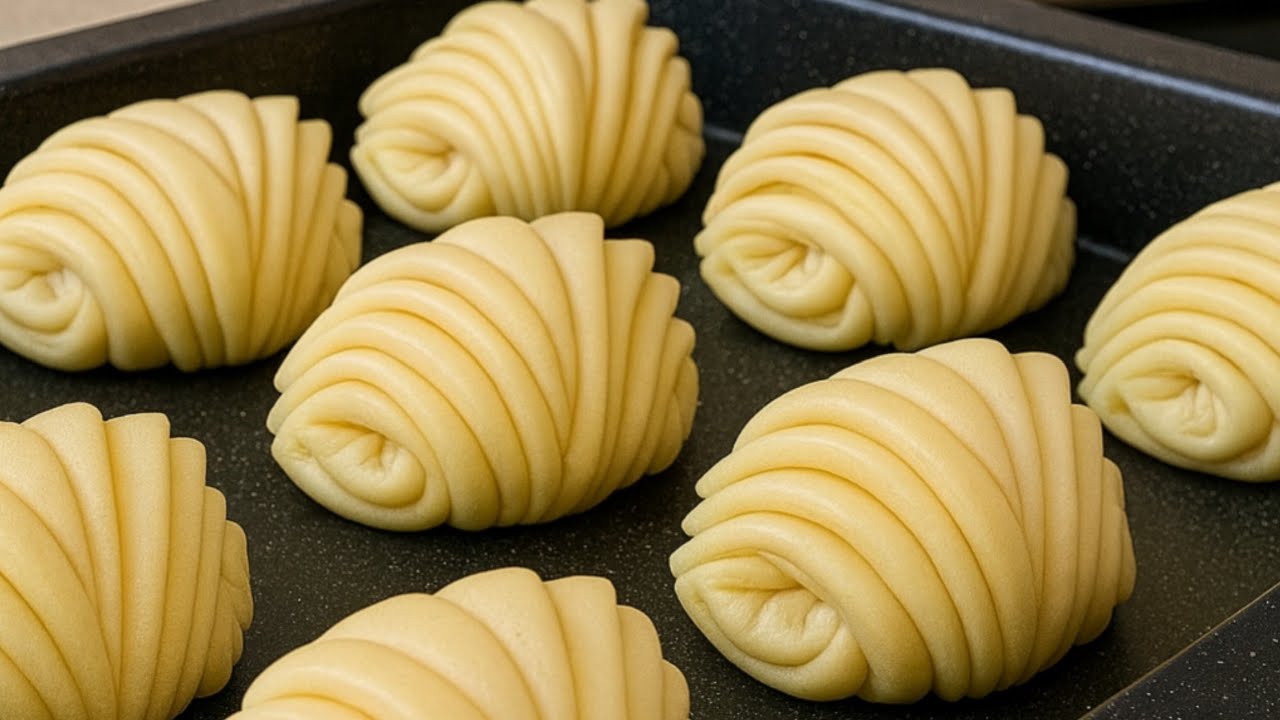 A super easy and cheap recipe. I don't buy bread from the bakery anymore.