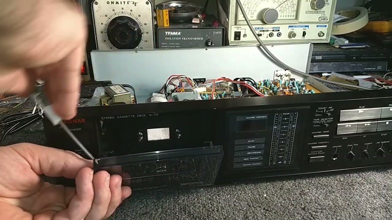 Repair of Luxman K-112 cassette deck. motor, belt, transport services.