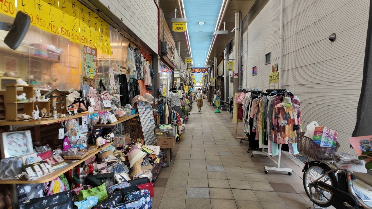 JR吹田駅周辺の商店街を歩き撮り(2024年)