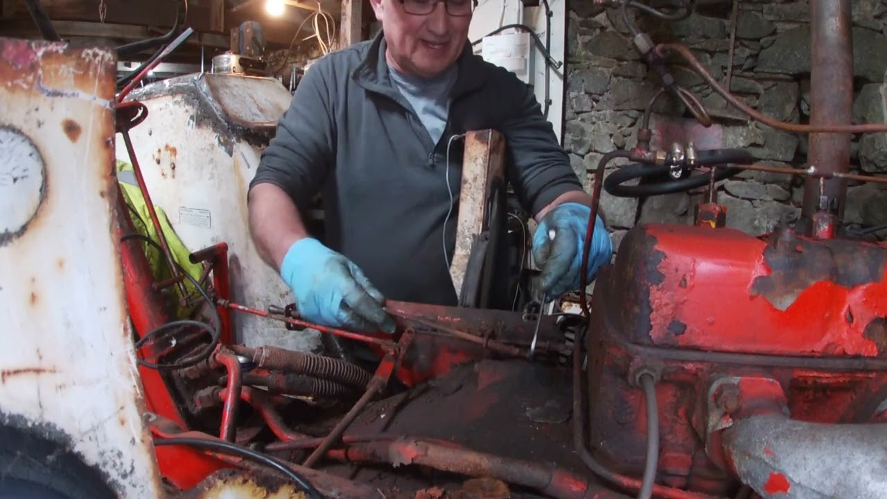 David Brown 996 throttle linkage repair part one.