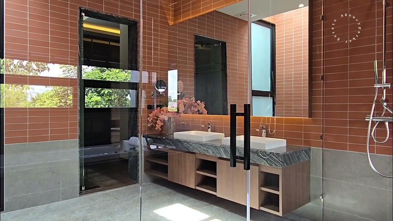 บ้าน Modern Luxury หลังใหม่ ที่ออกแบบอย่างพิถีพิถัน  บนทำเลศักยภาพเชียงใหม่”