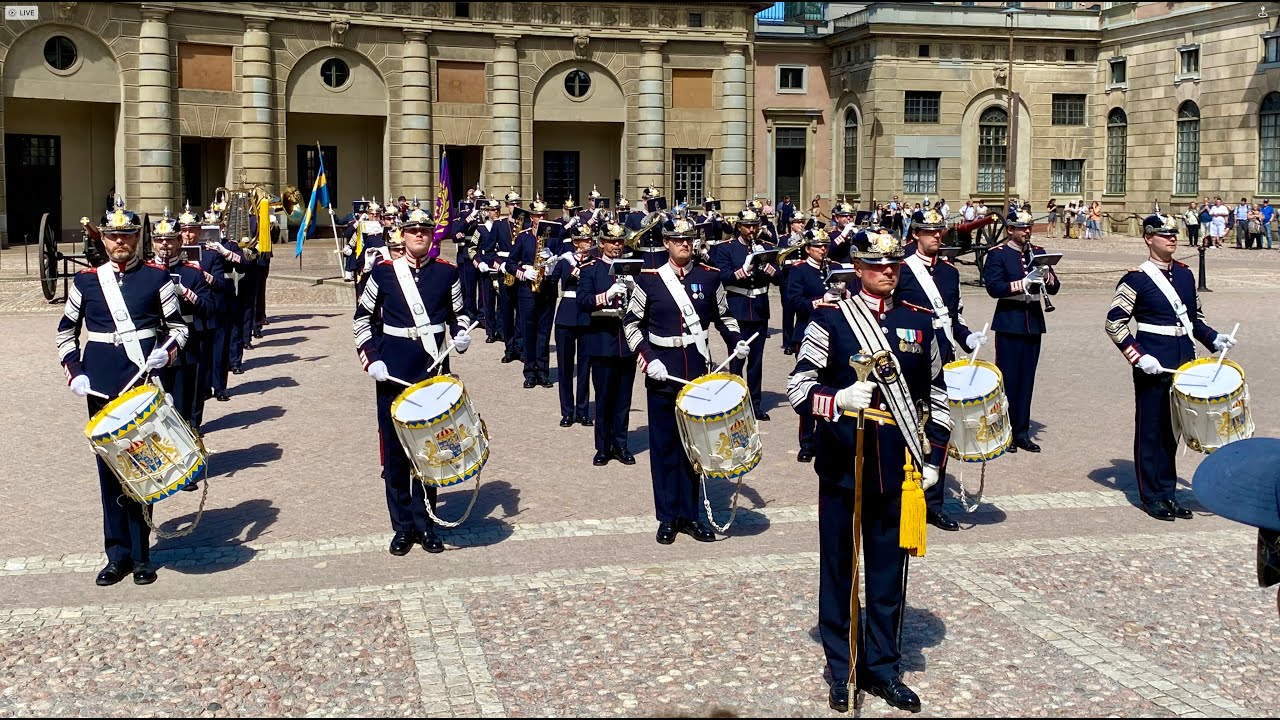 Stockholm: Wachablösung vor dem königlichen Schloss (4K)