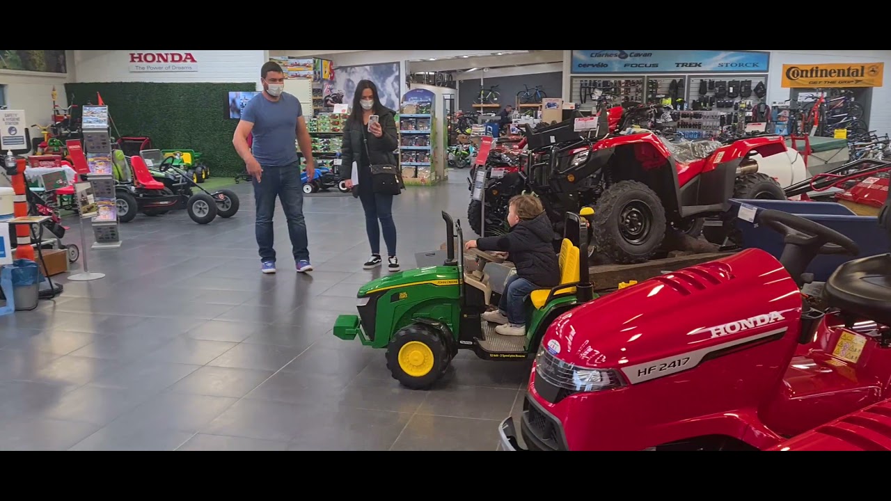 Peg Perego John Deere Dual Force 12 volt Electric Ride on