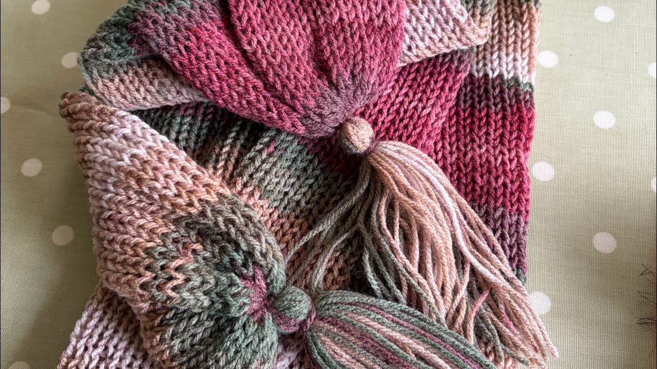 Easy Adult Scarf on the Sentro 48 machine 