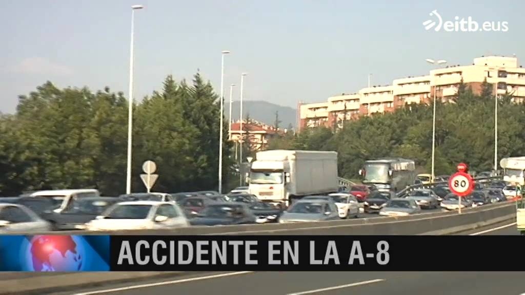 Hasta 3 km de retenciones en la A8 en Bilbao tras un accidente