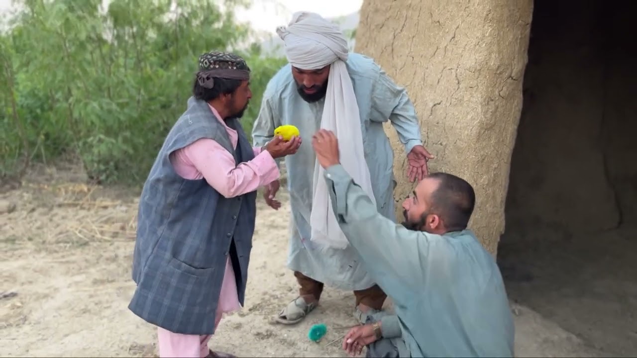ملا نے گھر کا سامان کس کو دیا ہے 🤣🤣🤣