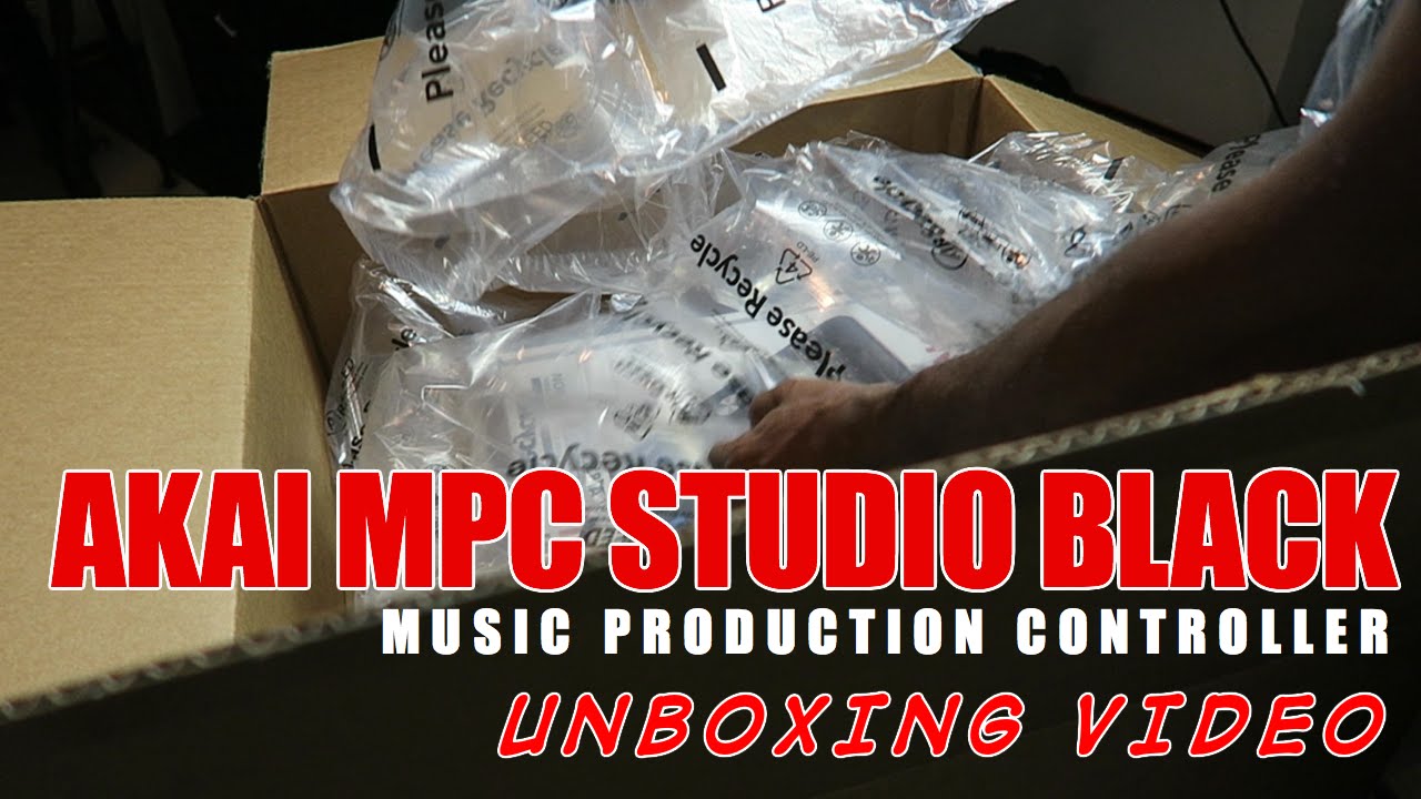 AKAI MPC STUDIO BLACK MUSIC PRODUCTION CONTROLLER UNBOXING