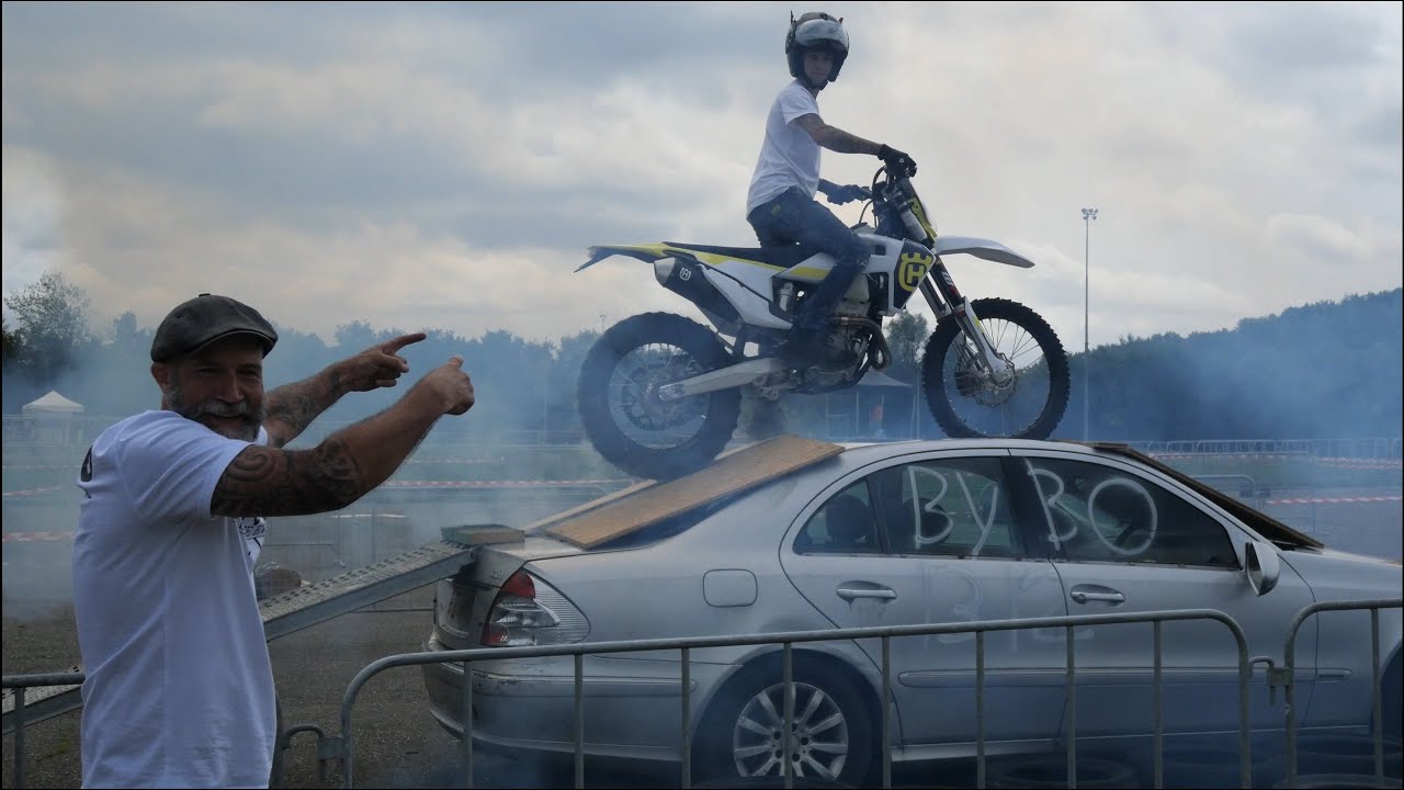 B.Y.B.O Legale stunt evenement in Nederland! SUPERMOTO WHEELIES | SCOOTER WHEELIES | CRASHES!