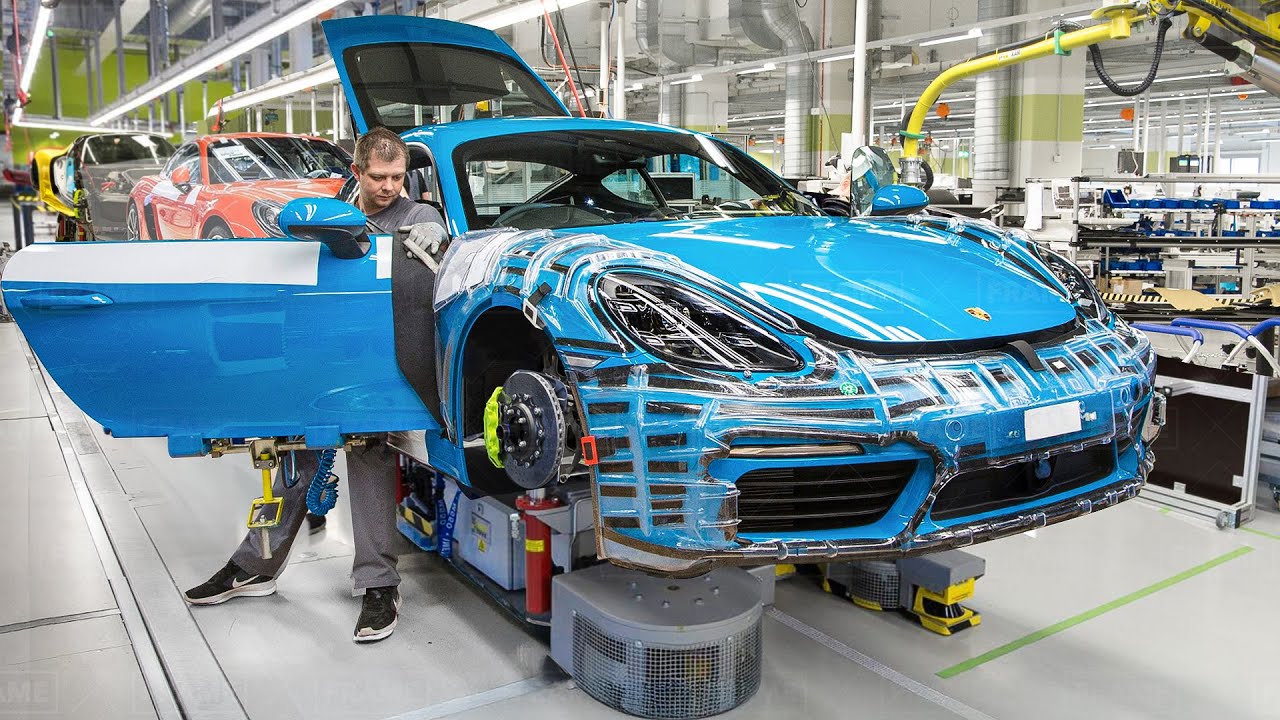 Inside the Advanced German Factory Crafting the Porsche 911