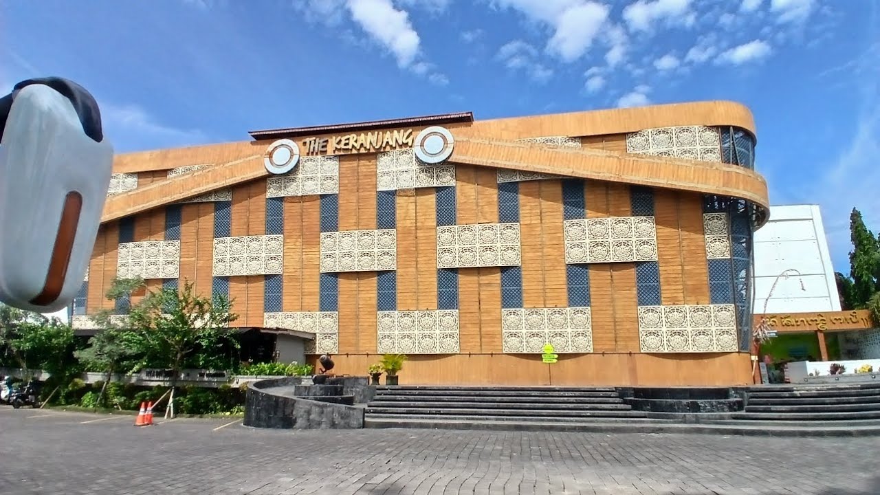 Belanja apa jalan jalan aja?? Kok ada kura2 dalam mall