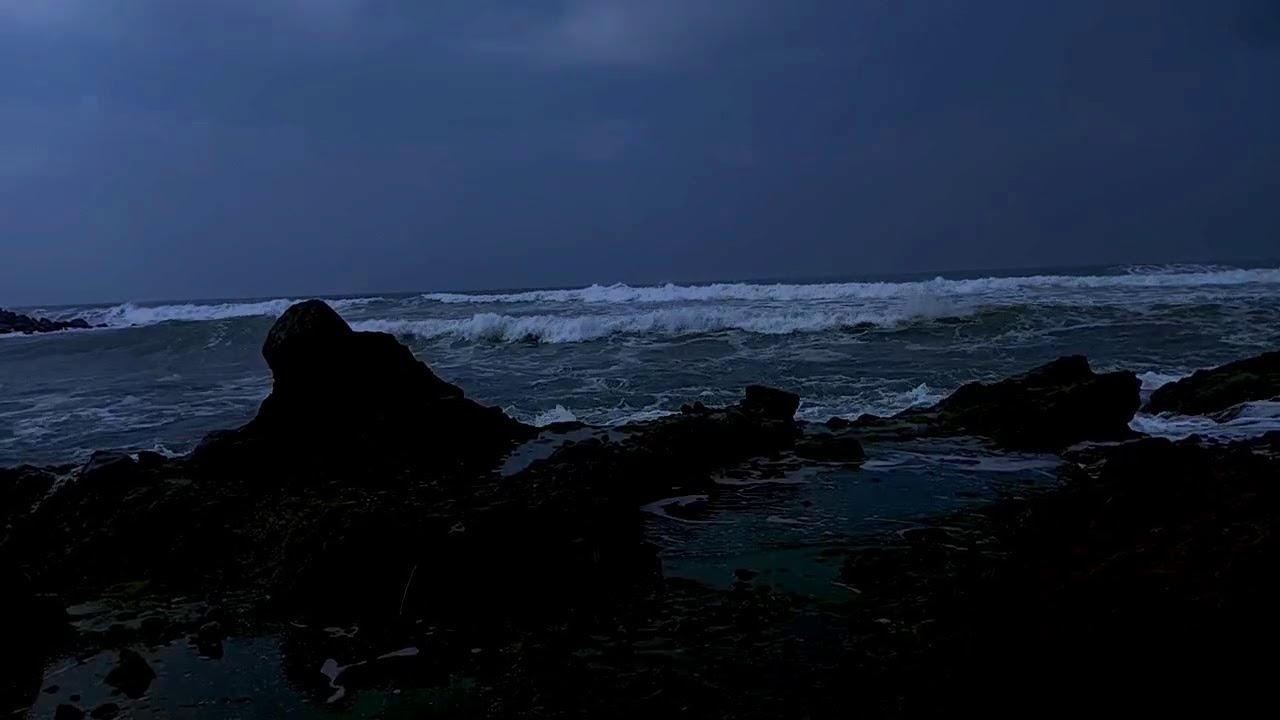 🌊 Fall Asleep Instantly with Gentle Ocean Waves | ASMR Deep Sleep