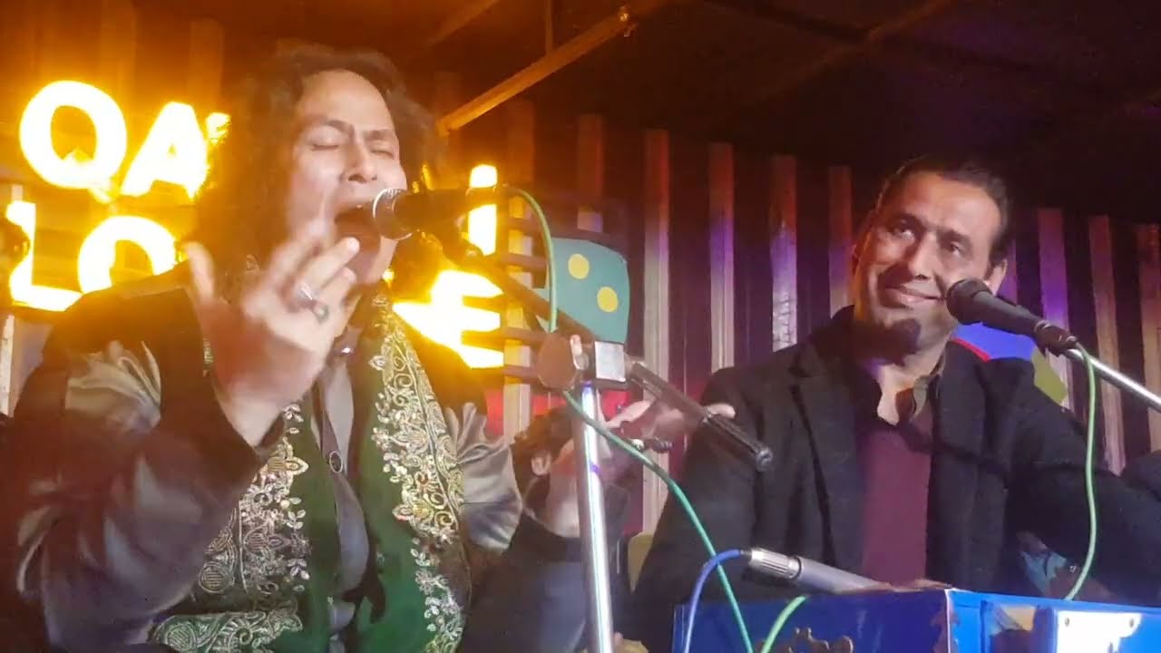 Unke Andāz-e-Karam | Nusrat Fateh Ali Khan | Soul Touching Qawwali