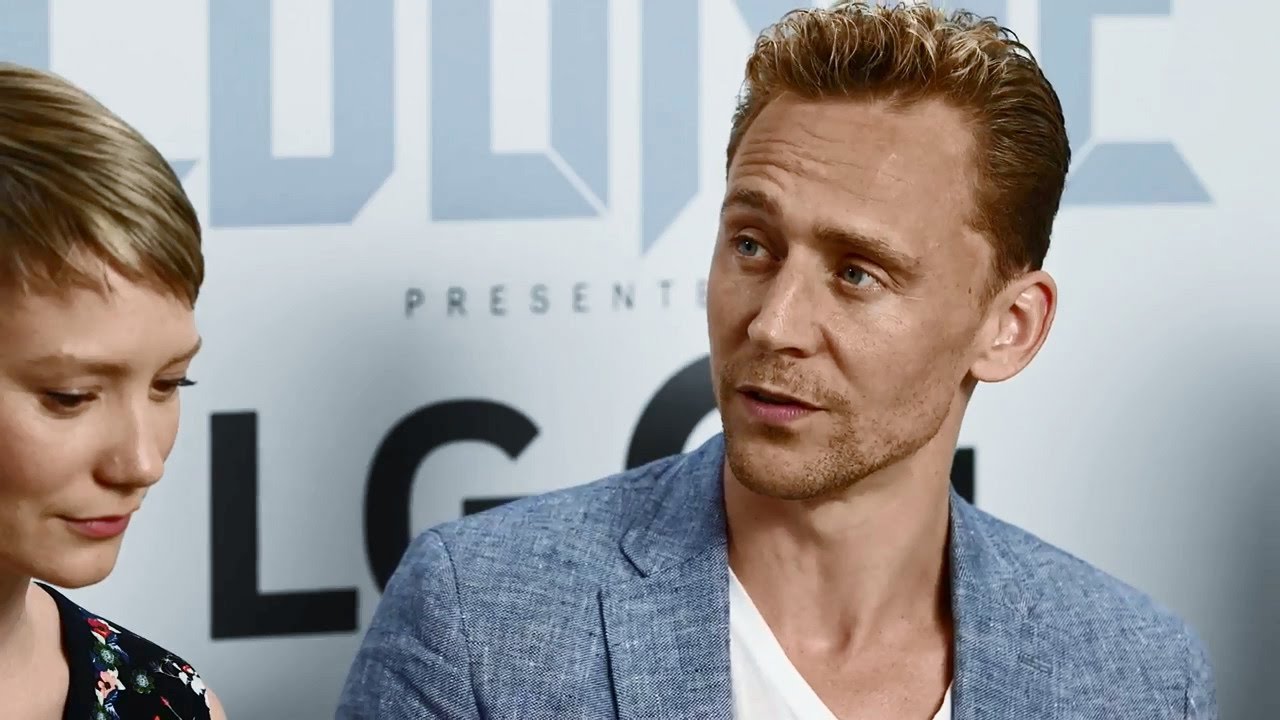 Crimson Peak Cast - Tom Hiddleston, Jessica Chastain, Mia Wasikowska- SDCC 2015 Interview - EW