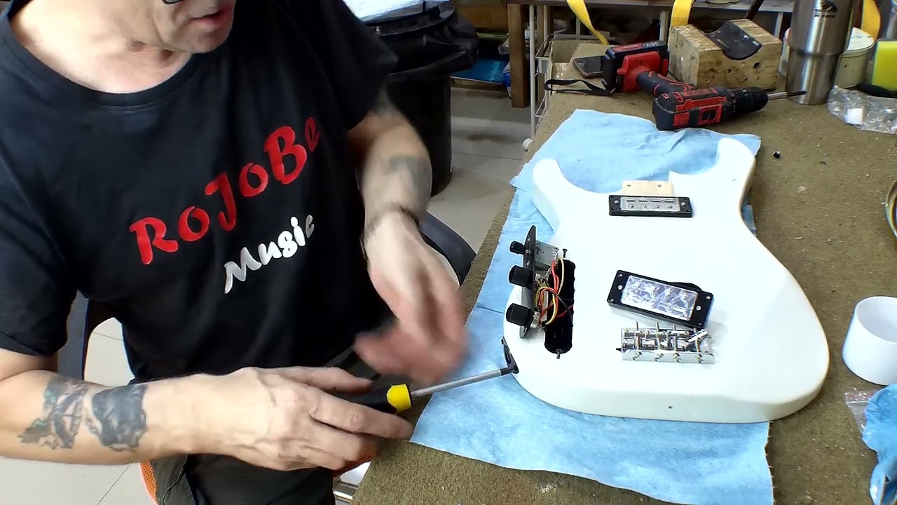 RoJoBe Music Handmade Electric Bass Guitar part 10