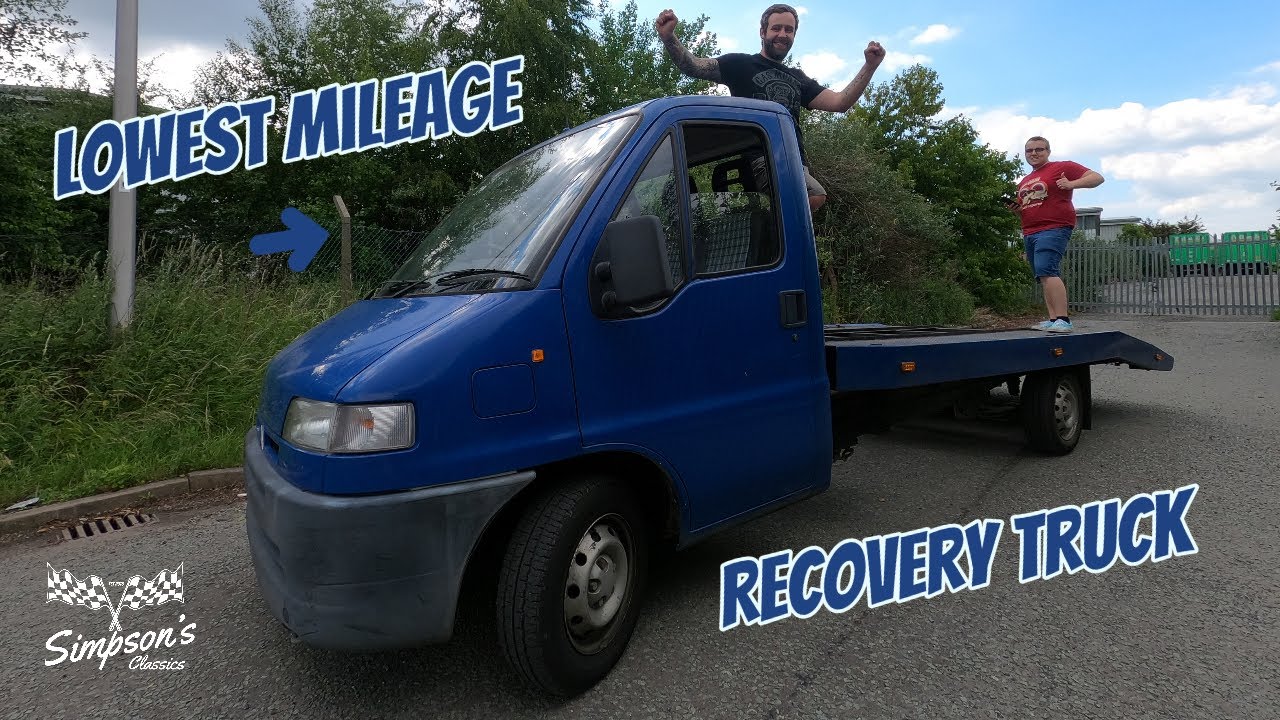 We bought the lowest mileage recovery truck in the UK! - Citroen Relay 1400D