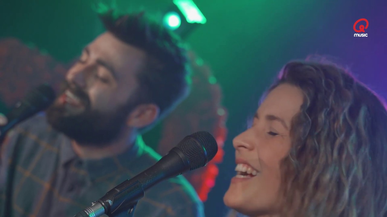 Sieg & Maureen brengen voor het eerst sinds ze een koppel zijn samen een liedje